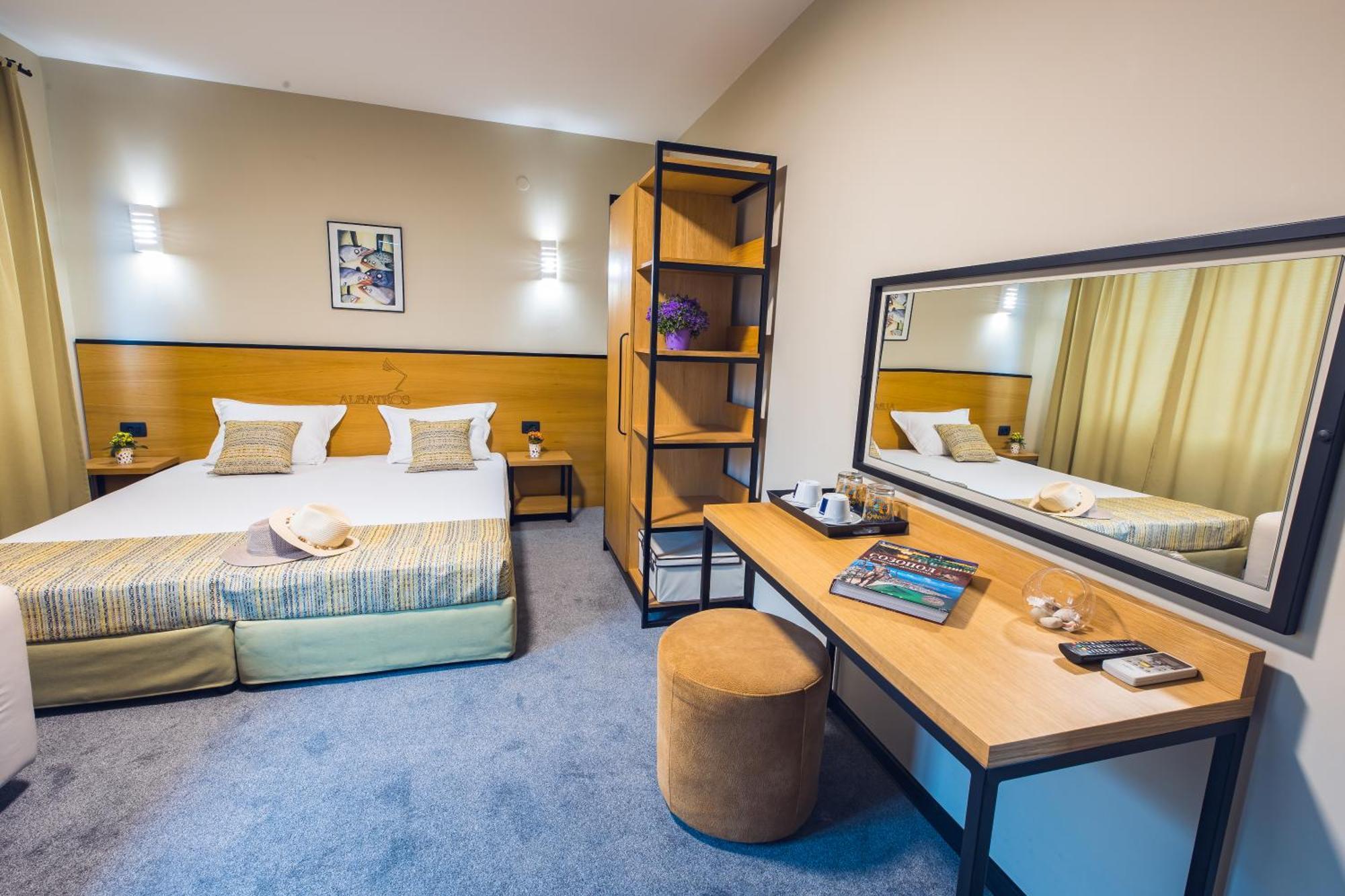 Hotel Albatros New Town Sozopol Exterior photo